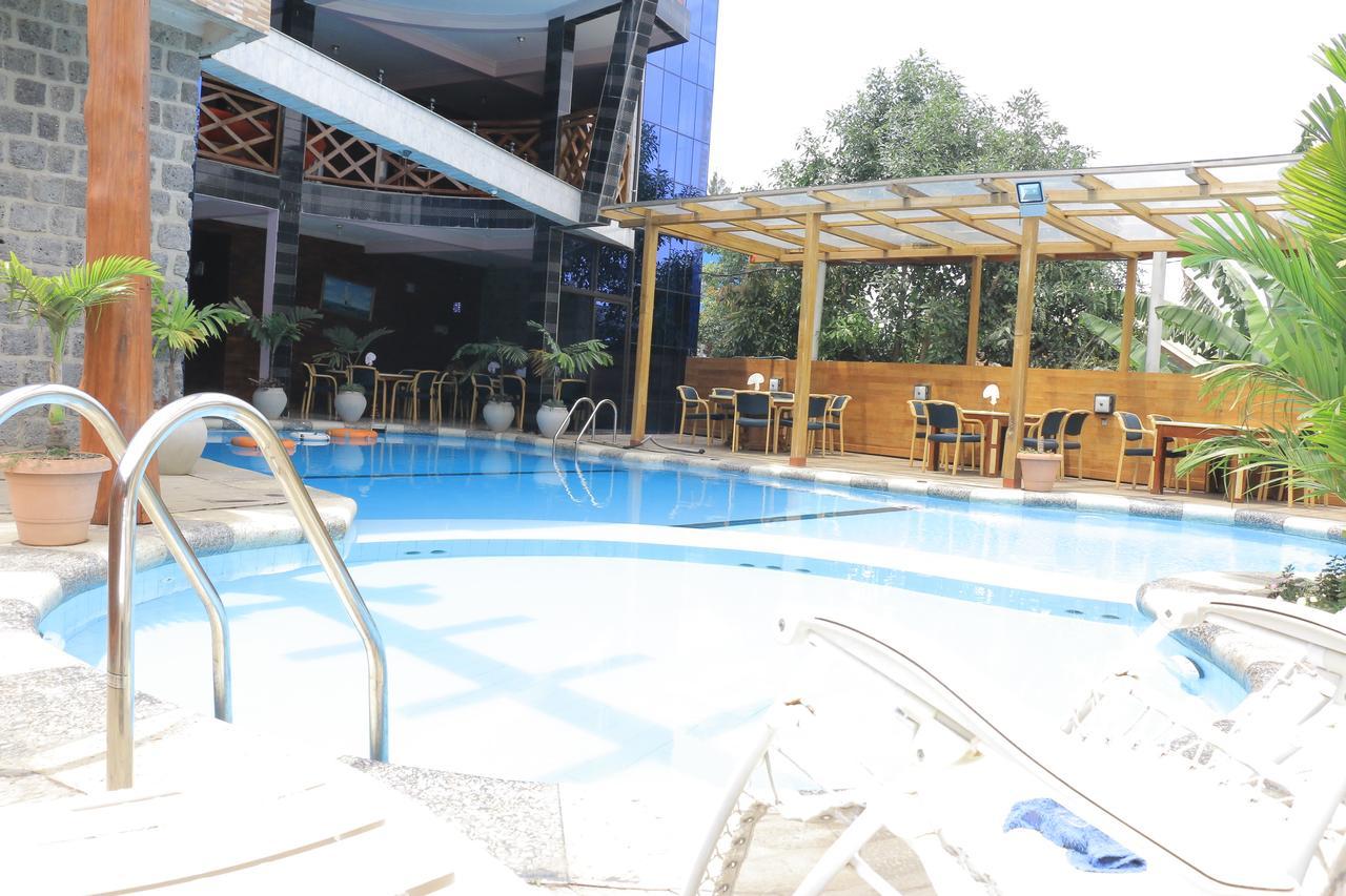 Vip Palace 2 Hotel Goma ภายนอก รูปภาพ