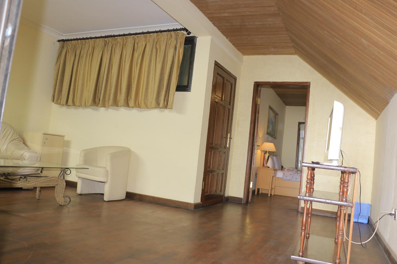 Vip Palace 2 Hotel Goma ภายนอก รูปภาพ