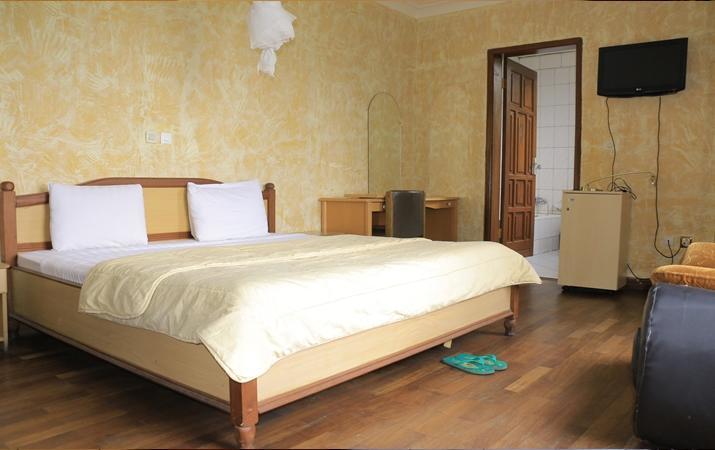 Vip Palace 2 Hotel Goma ภายนอก รูปภาพ