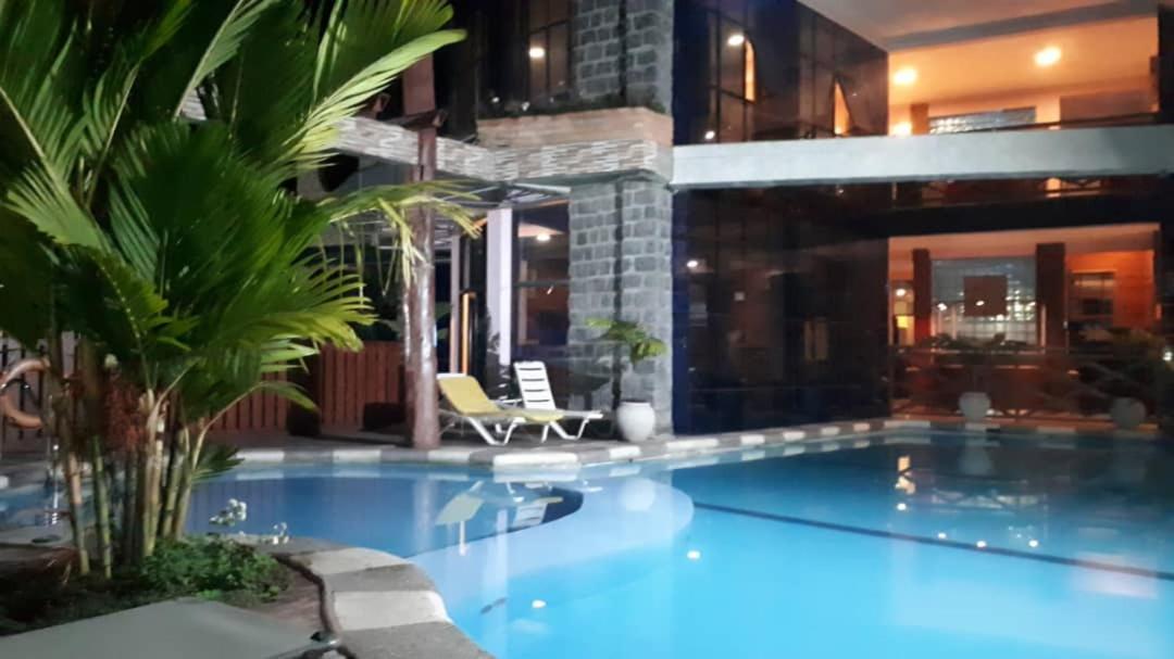 Vip Palace 2 Hotel Goma ภายนอก รูปภาพ